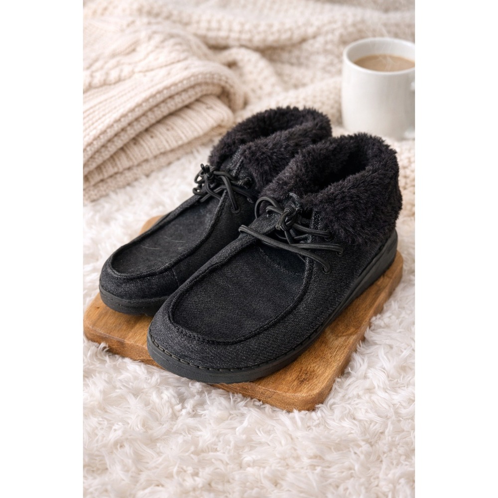 HeyDude Kids Black Sparkle Faux Fur Lined Shoes Loafers Boots Size 2